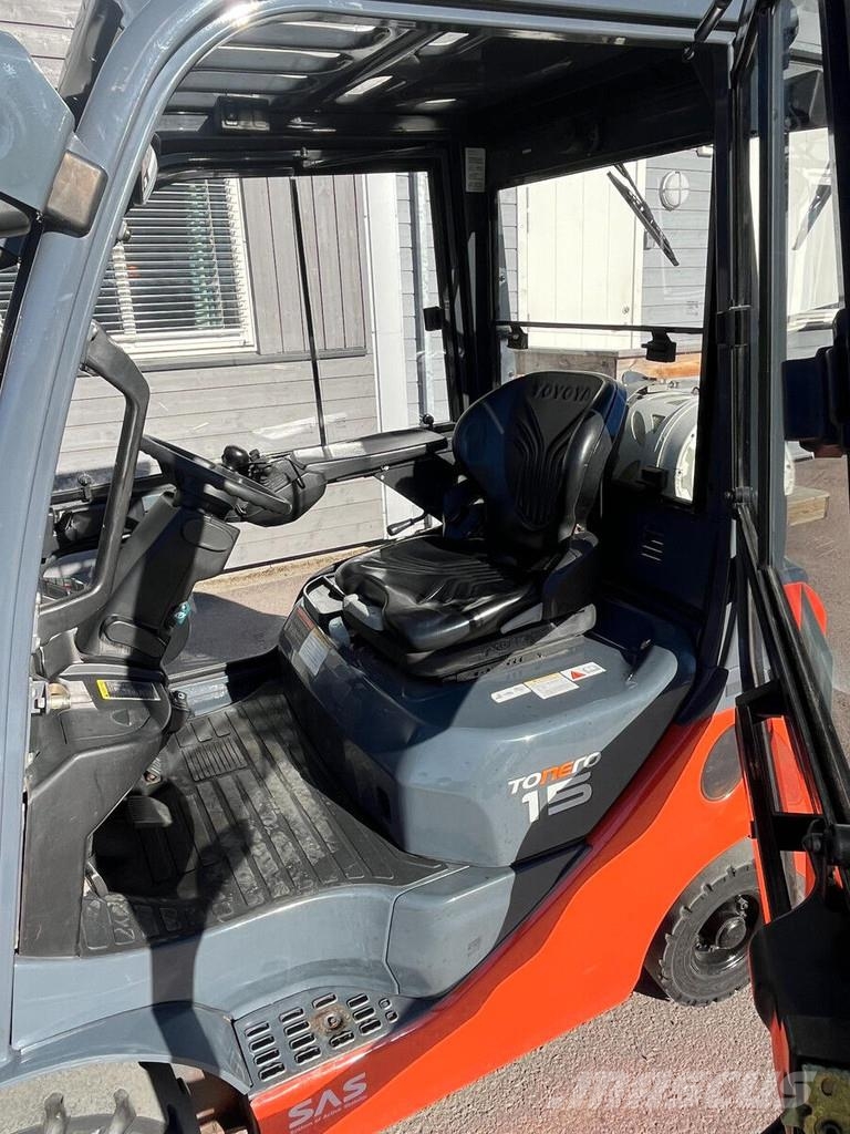 Toyota 02-8FGF15 LPG forklifts