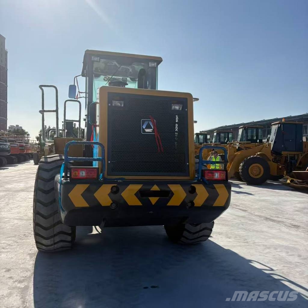 XCMG ZL 50 GN Gumikerekes homlokrakodók
