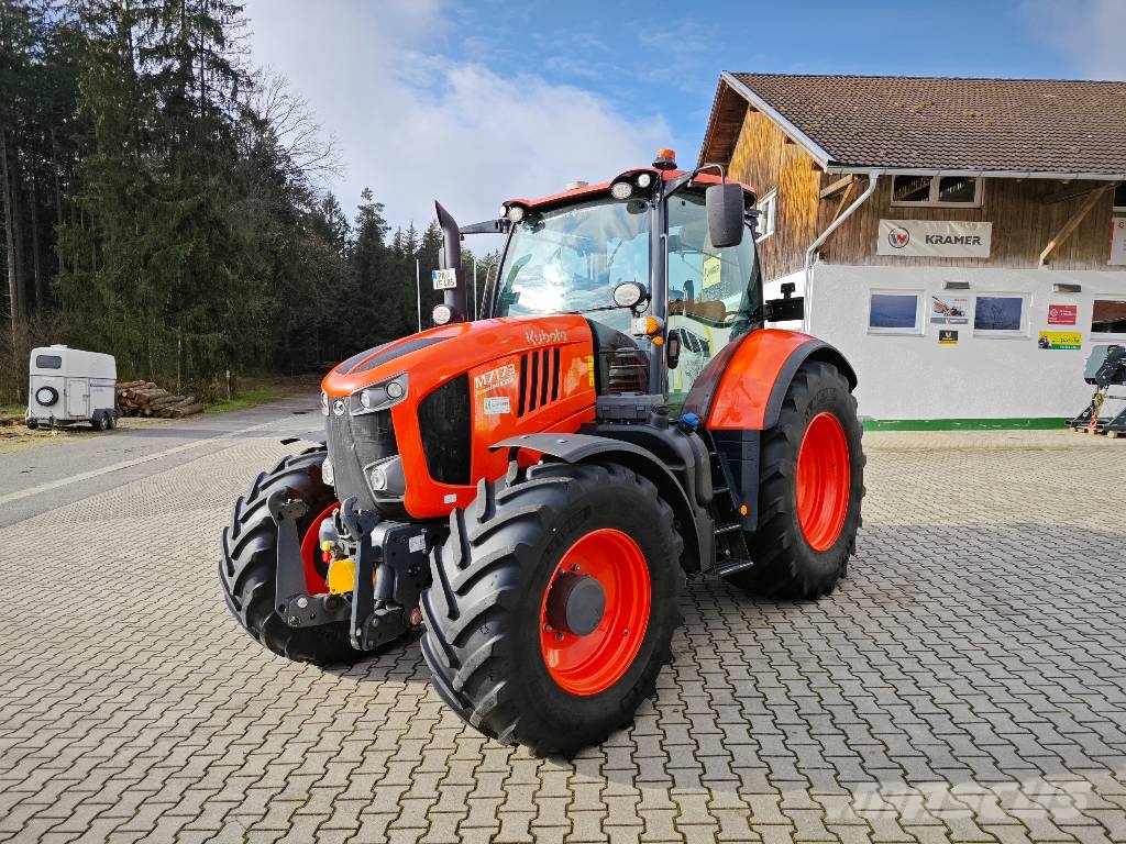 Kubota M 7-173 Premium KVT الجرارات