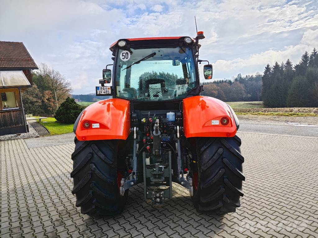 Kubota M 7-173 Premium KVT الجرارات