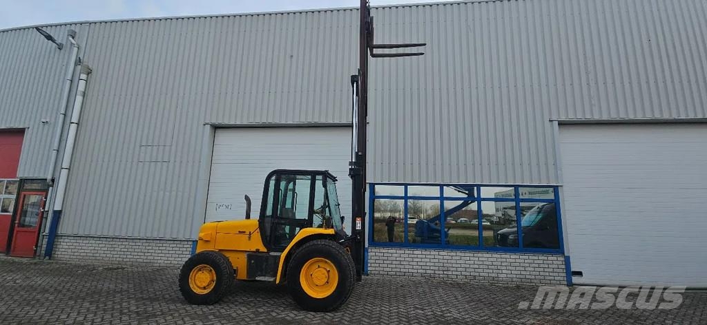 JCB 926 4x4 Ruwterein heftruck 4x4 triplo Terrängtruck