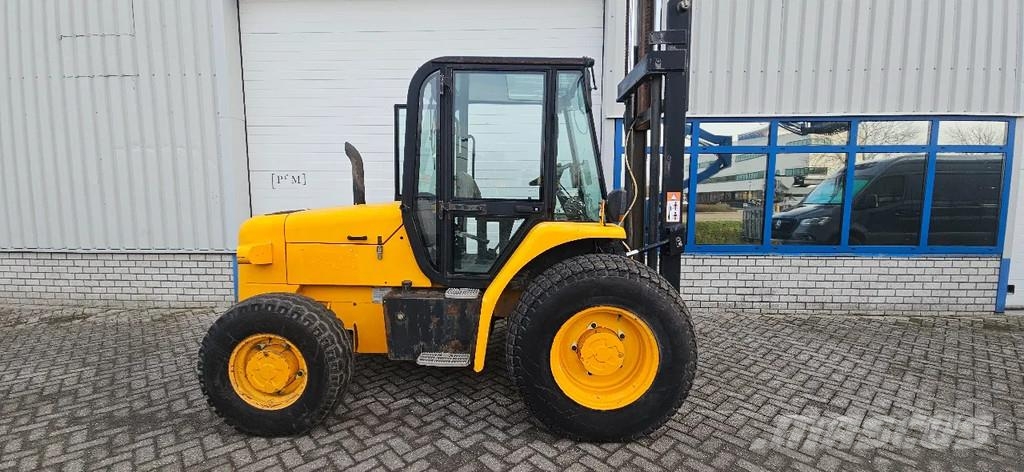 JCB 926 4x4 Ruwterein heftruck 4x4 triplo Terrängtruck