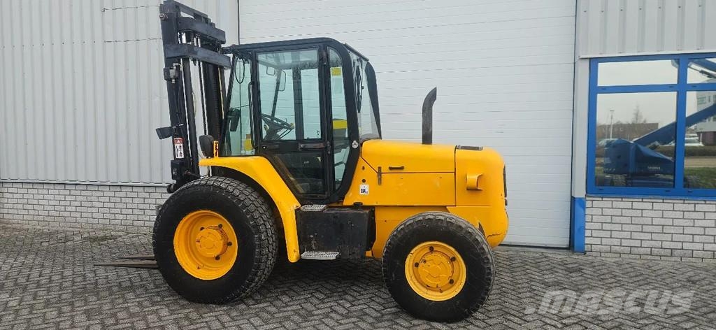 JCB 926 4x4 Ruwterein heftruck 4x4 triplo Terrängtruck