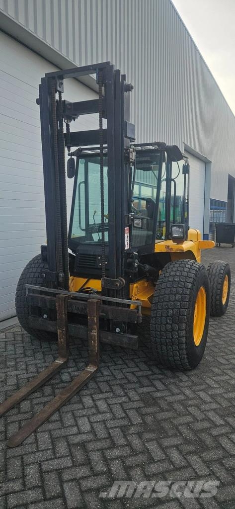 JCB 926 4x4 Ruwterein heftruck 4x4 triplo Terrängtruck