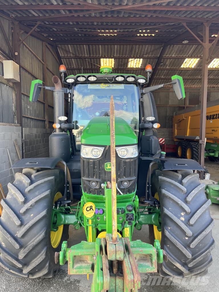 John Deere 6R230 Traktoren