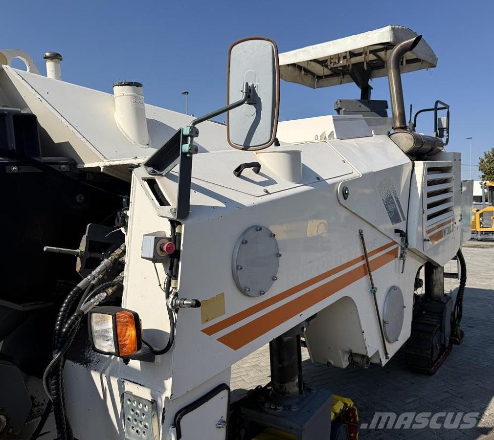 Wirtgen W 1300F アスファルトコールドミリングマシーン
