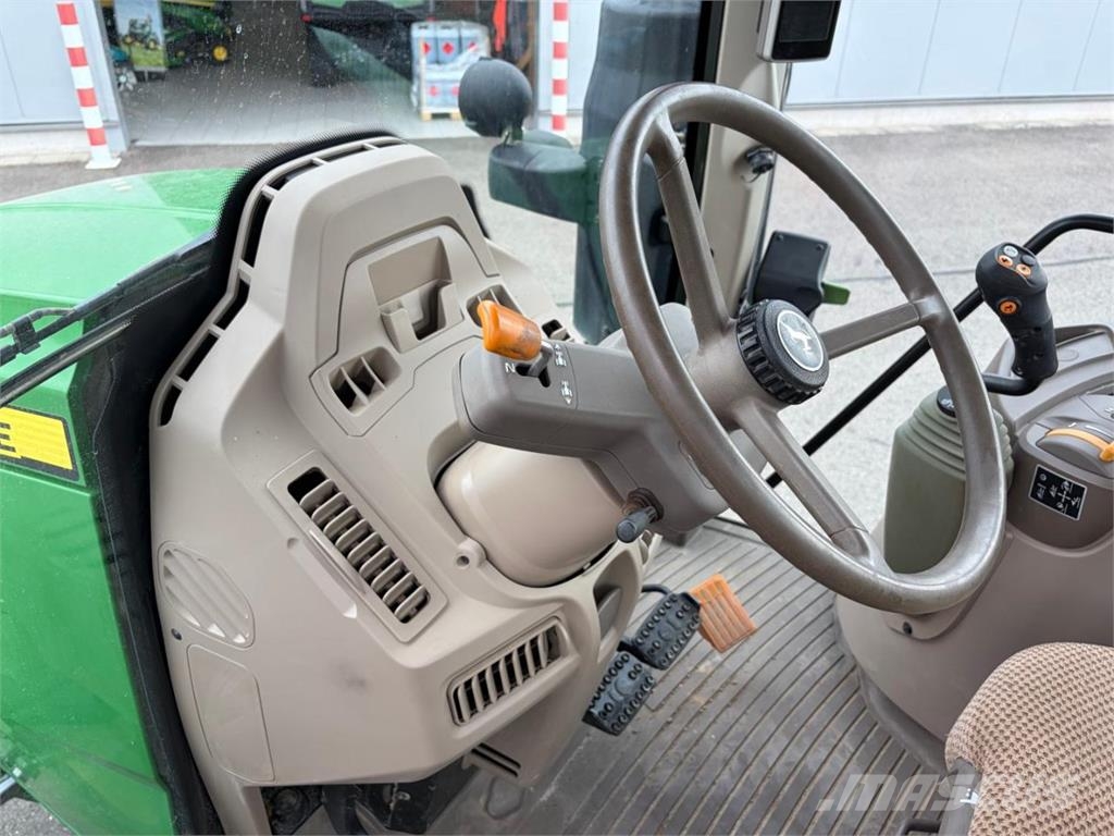 John Deere 6100M AQ+ Frontlader optional Garantie! Tractoare