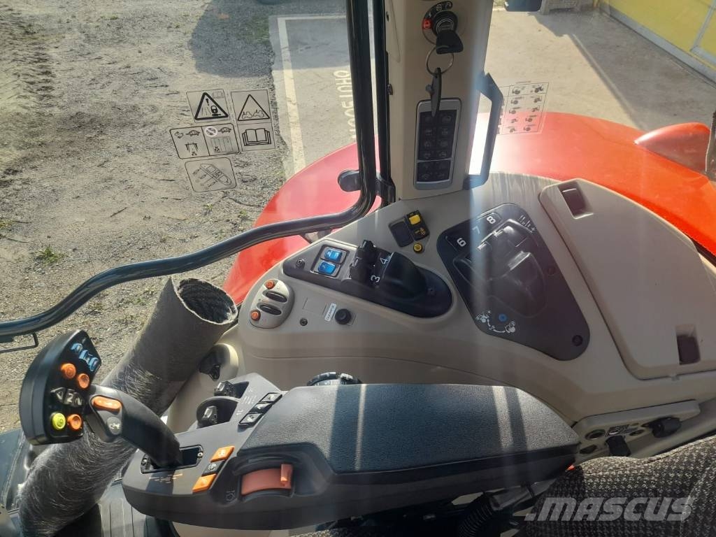 Massey Ferguson 7718S Trattori