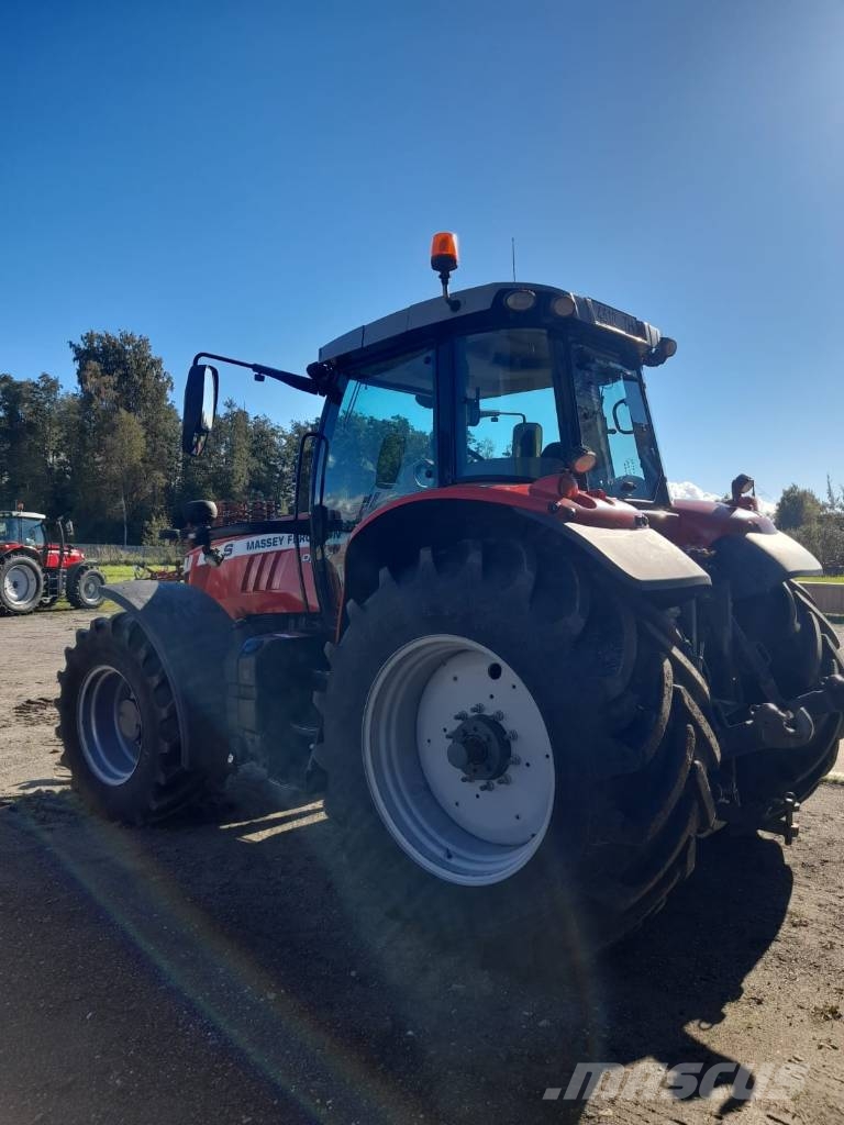 Massey Ferguson 7718S Traktorid