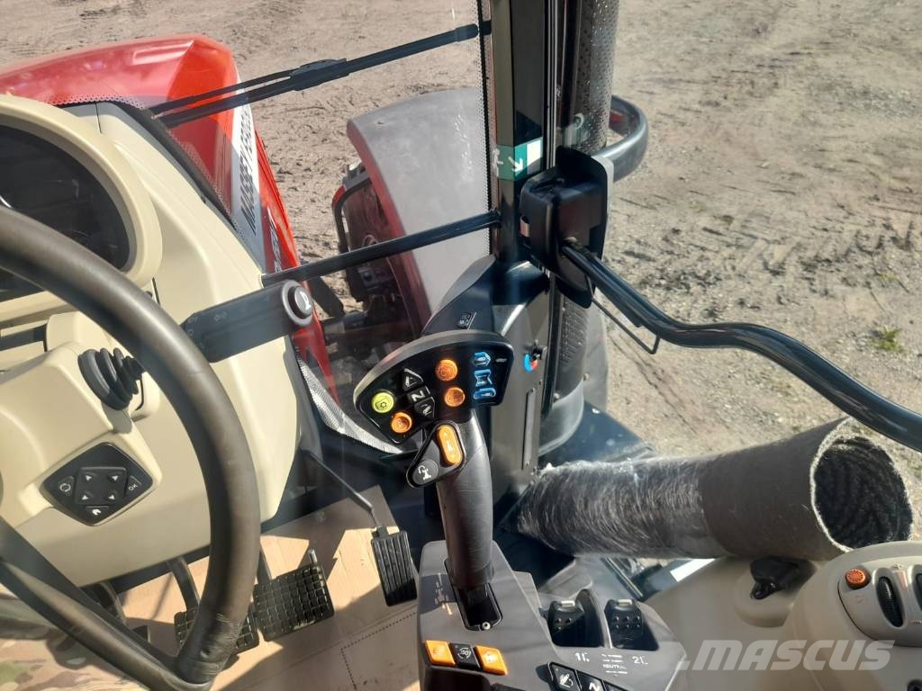 Massey Ferguson 7718S Trattori