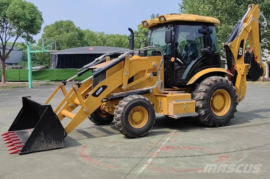 CAT 420 F Retrocargadoras
