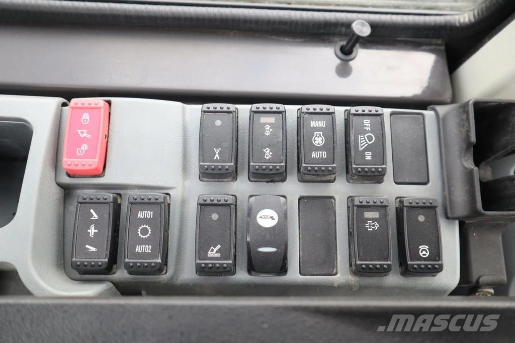 Hitachi ZW330-6 | ZW 330 -6 | BUCKET | JOYSTICK STEER | GO Iekrāvēji uz riteņiem