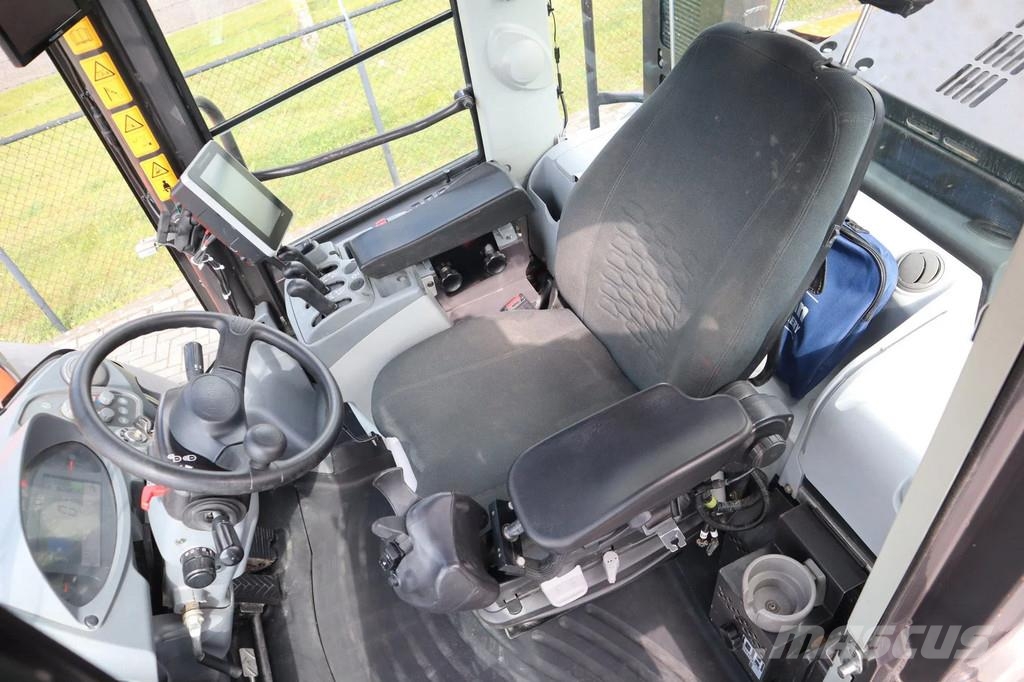 Hitachi ZW330-6 | ZW 330 -6 | BUCKET | JOYSTICK STEER | GO Iekrāvēji uz riteņiem