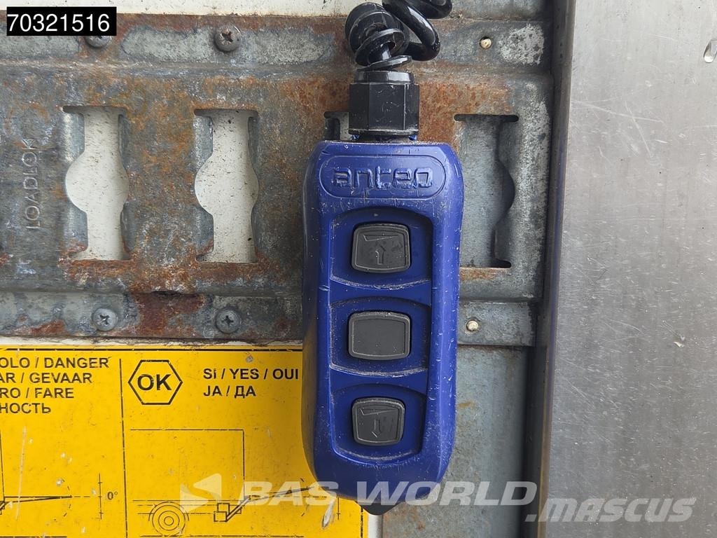 Iveco Eurocargo 120E210 Eurocargo 4X2 12t Cambio Automát Camiones caja cerrada