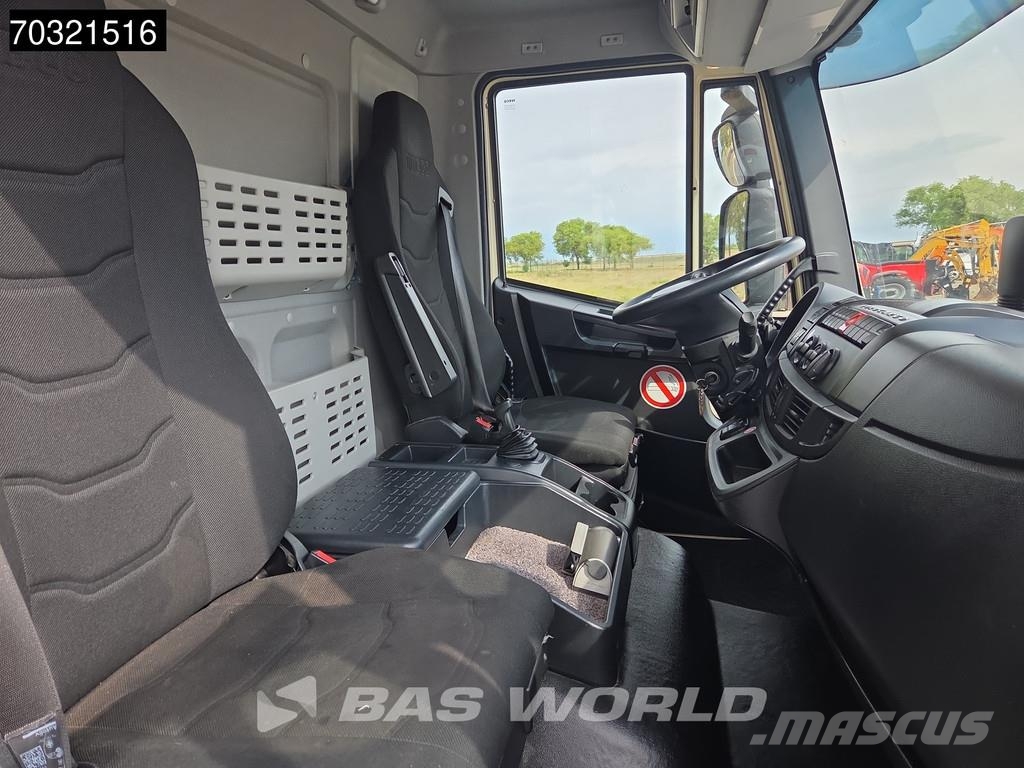 Iveco Eurocargo 120E210 Eurocargo 4X2 12t Cambio Automát 탑차 트럭