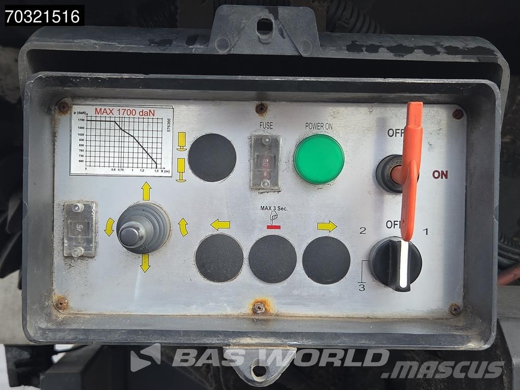 Iveco Eurocargo 120E210 Eurocargo 4X2 12t Cambio Automát Camiones caja cerrada