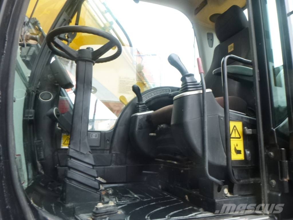 JCB JS 175 W Pyöräkaivukoneet