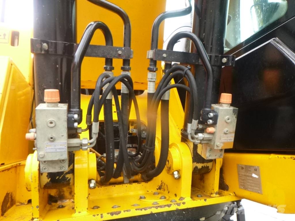 JCB JS 175 W Pyöräkaivukoneet