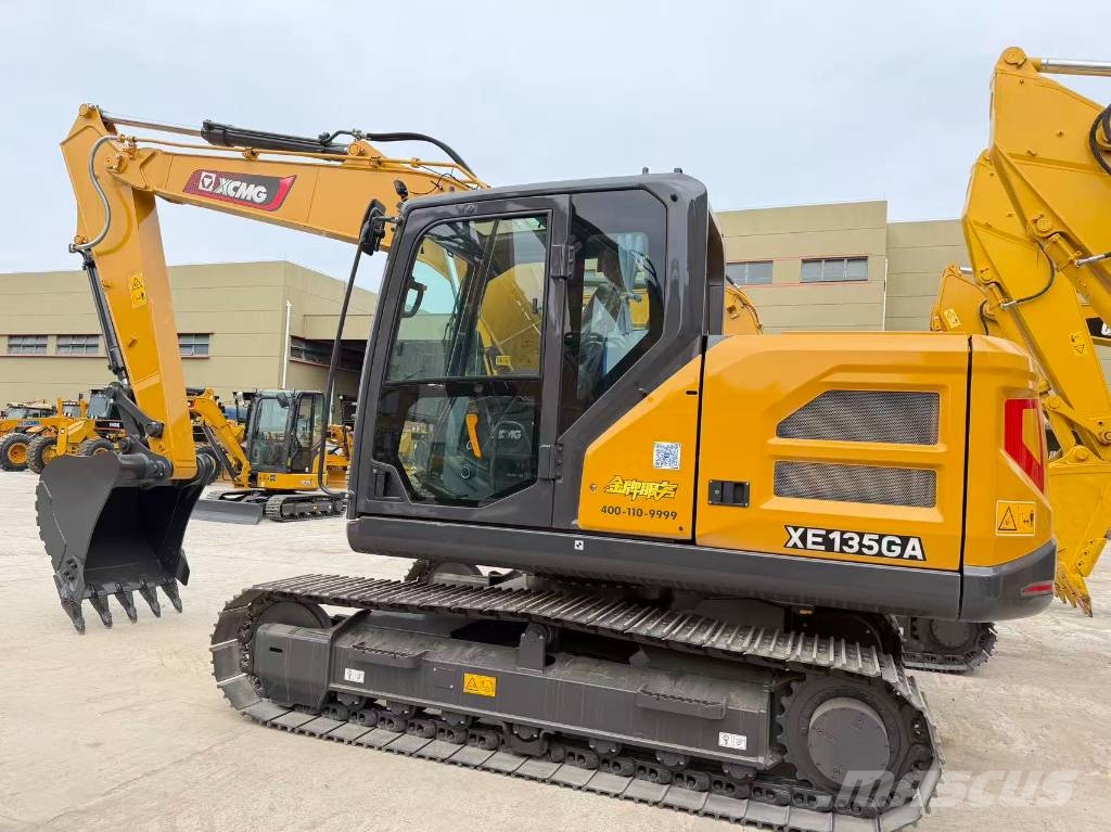 XCMG XE 135 GA Midi excavators  7t - 12t