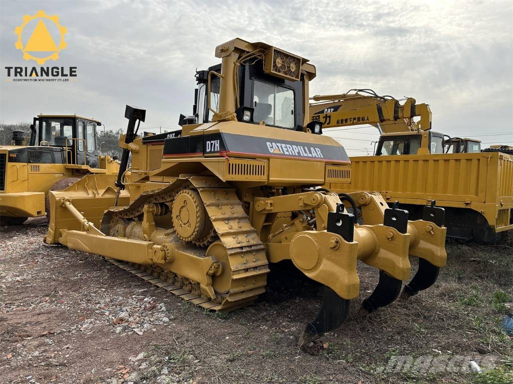 CAT D 7 H Buldožeri gusjeničari