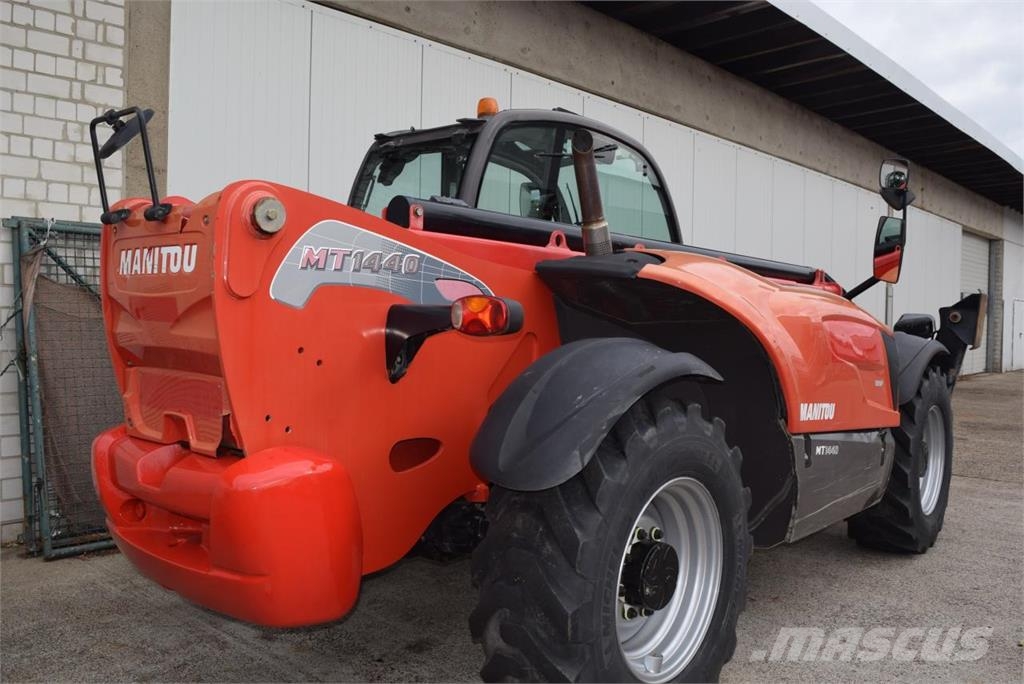 Manitou MT 1440 رافعات سلة تلسكوبية