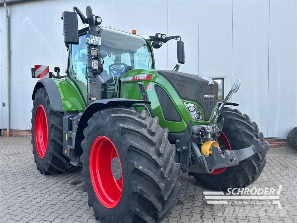 Fendt 724 VARIO GEN6 PROFI PLUS Трактори
