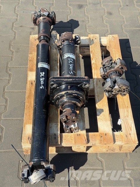 Doosan DL 300-5 DRIVE SHAFT Ejes
