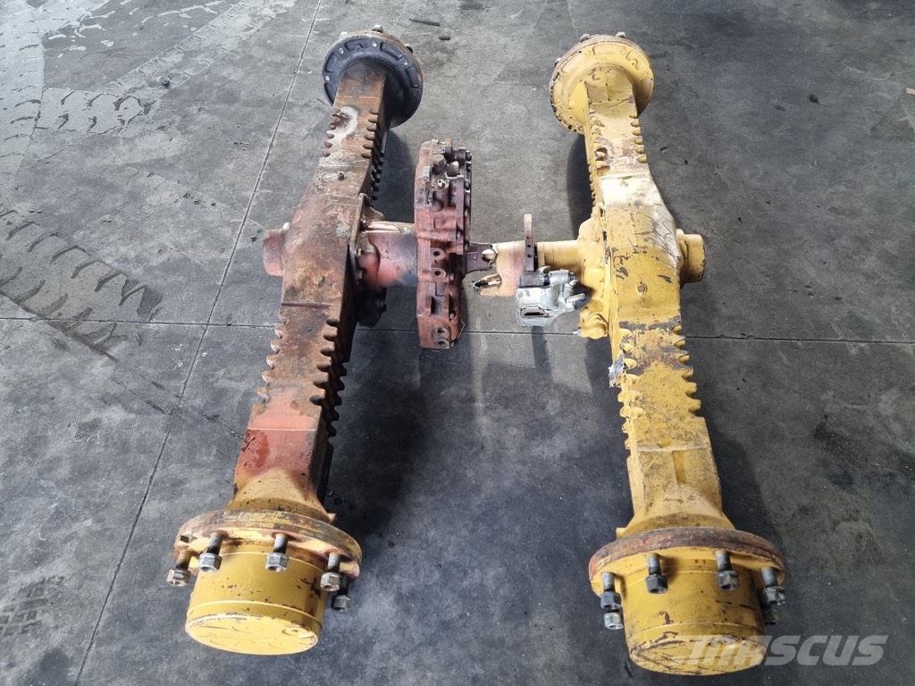 CAT 907 USED AXLES COMPLET محور العجلة