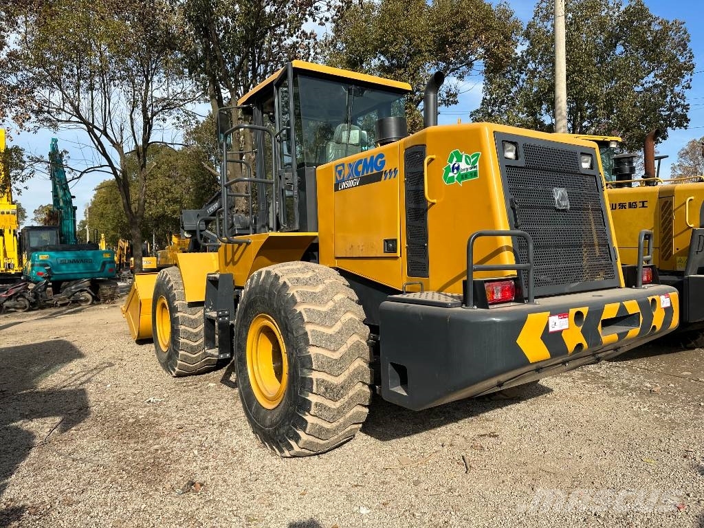 XCMG LW 500 GV Фронтальные погрузчики