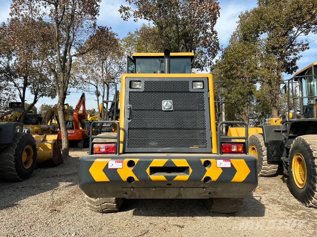 XCMG LW 500 GV Фронтальные погрузчики