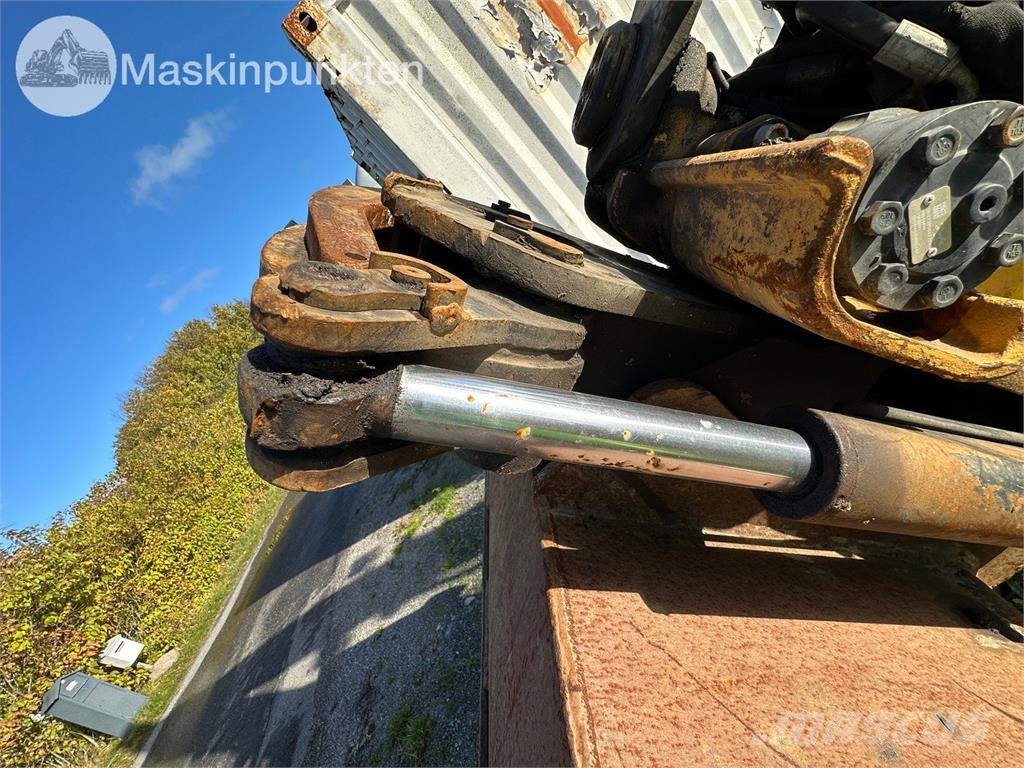 Hitachi ZX130 Escavatori cingolati