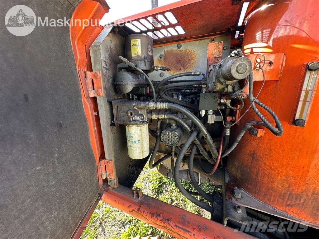 Hitachi ZX130 Escavatori cingolati