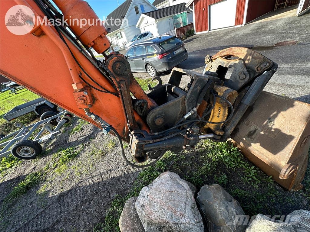 Hitachi ZX130 Escavatori cingolati