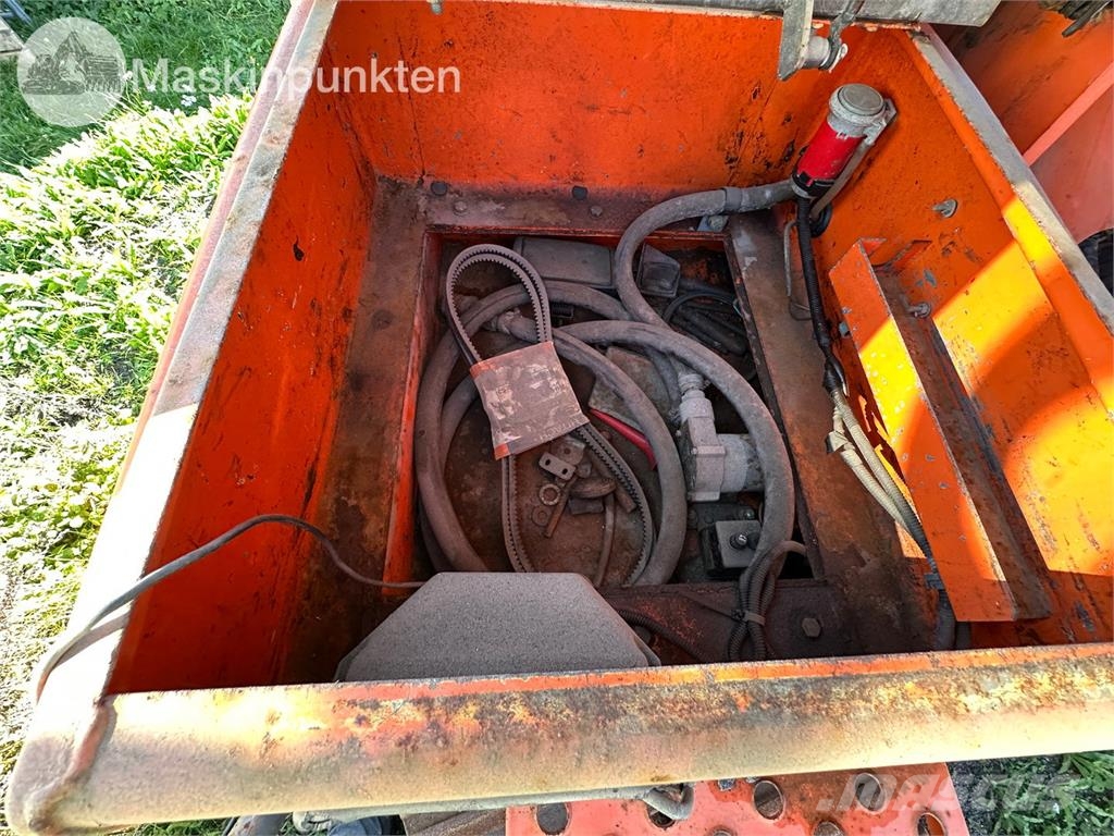 Hitachi ZX130 Escavatori cingolati