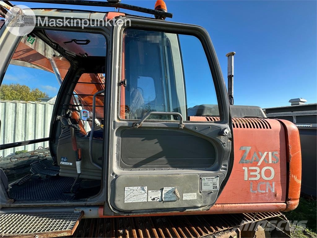 Hitachi ZX130 Escavatori cingolati