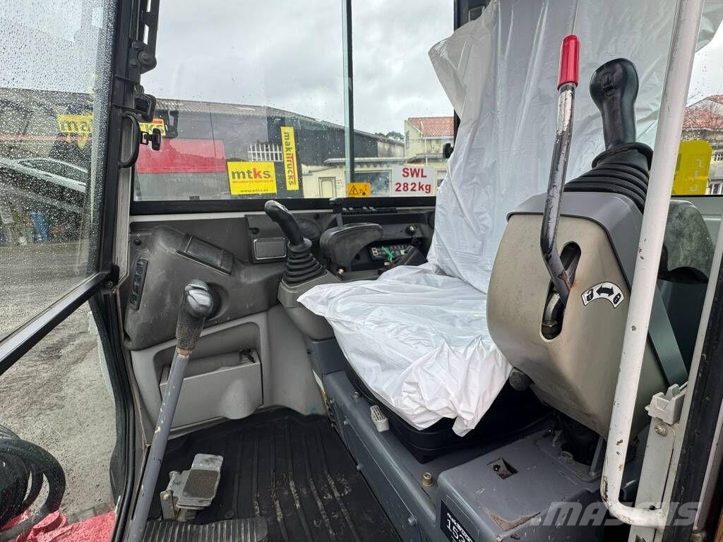 Takeuchi TB 230 Miniescavadeiras < 7t (Mini escavadeiras)