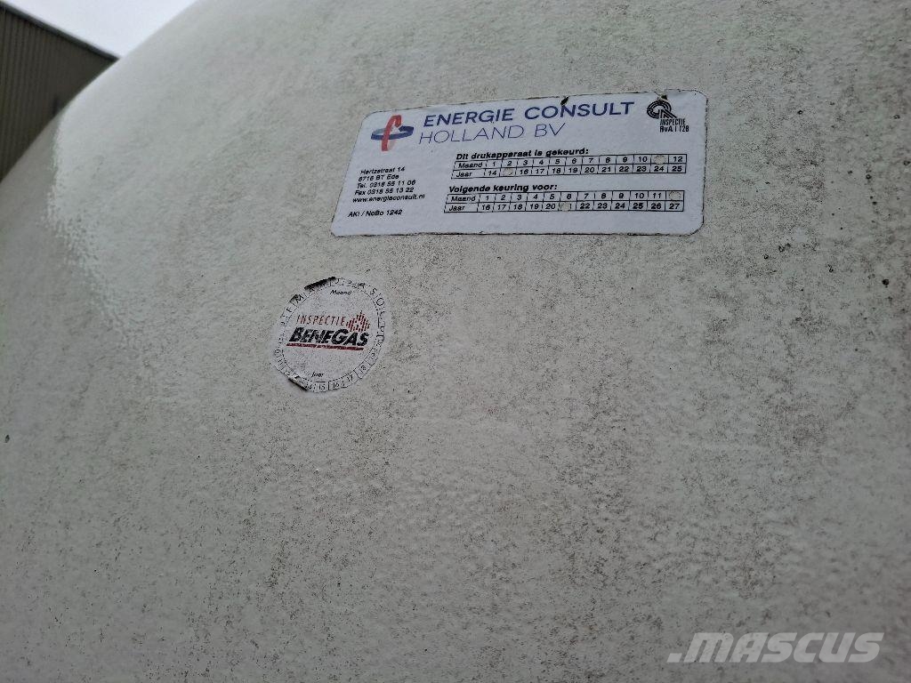 LPG / GAS 15.120 LITER Fuel and additive tanks
