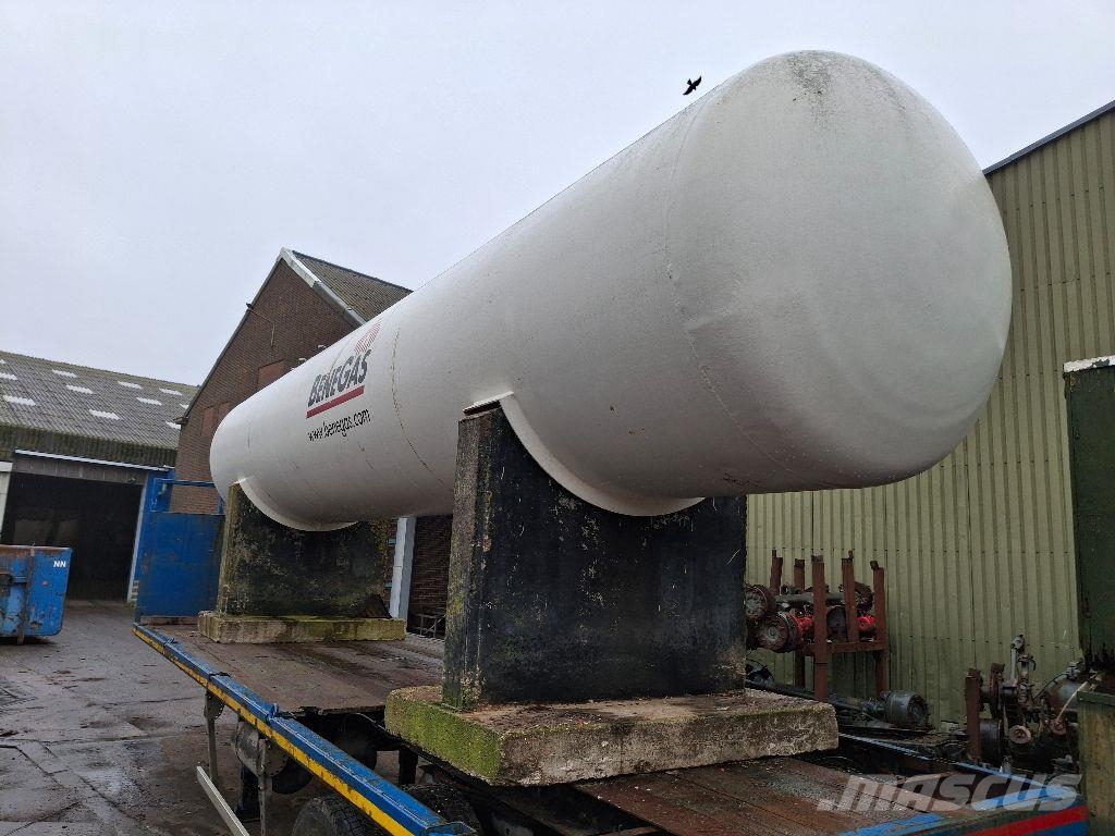 LPG / GAS 15.120 LITER Fuel and additive tanks