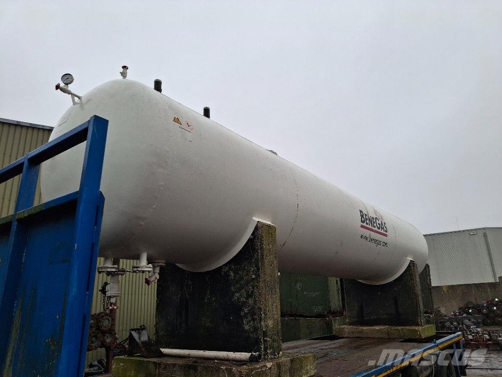 LPG / GAS 15.120 LITER Fuel and additive tanks