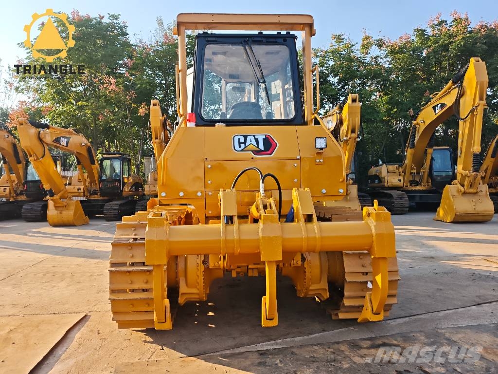 CAT D 7 G Kāpurķēžu buldozeri