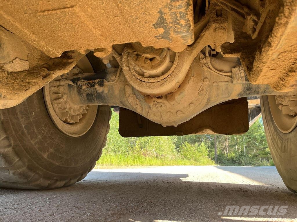 Komatsu WA500-6 Central Lubrication | Scale 휠로우더