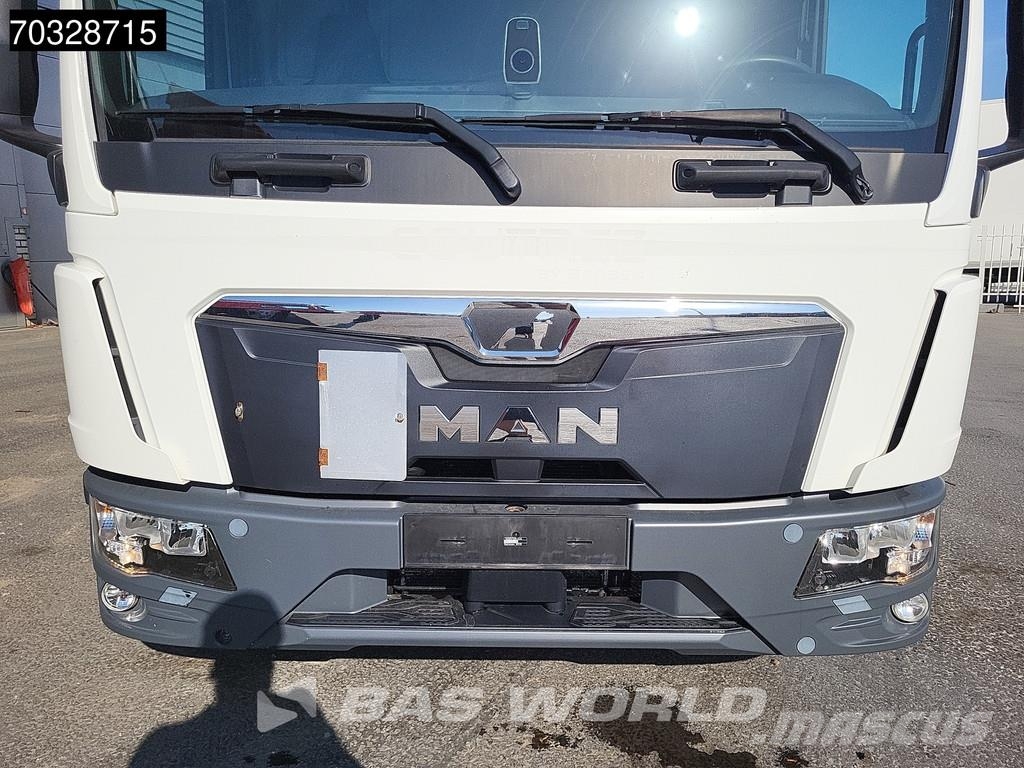 MAN TGL 12.220 4X2 12tonner curtainsider 2000kg Ladebo Camión con caja abierta