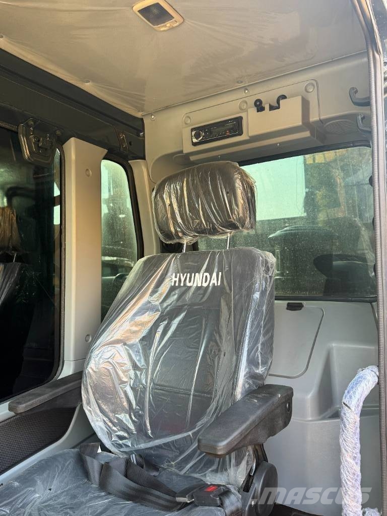 Hyundai HX220HD Vidēja lieluma ekskavatori 7 t - 12 t