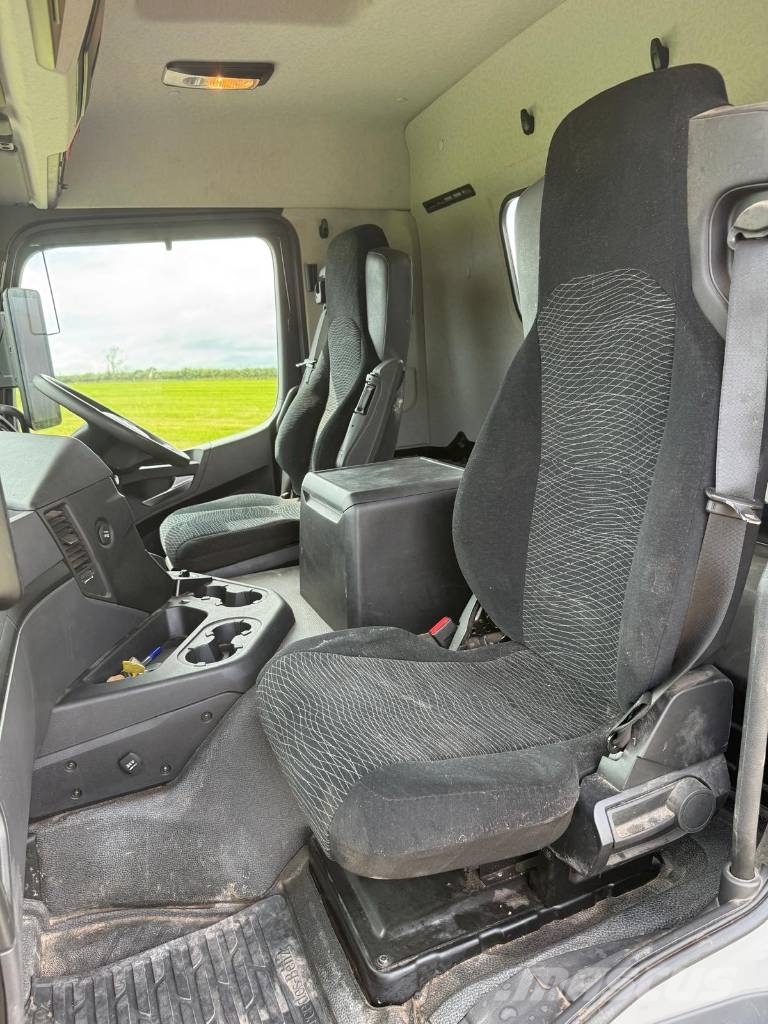 Mercedes-Benz Arocs 963-8-G Tipper Bañeras basculantes usadas