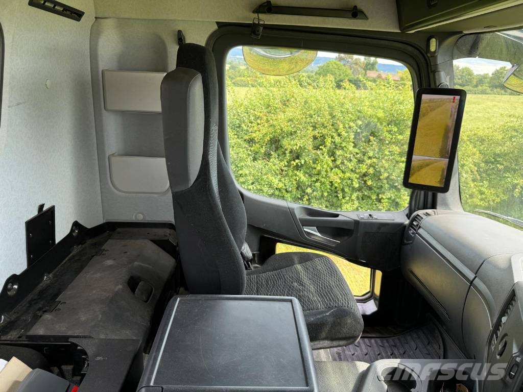 Mercedes-Benz Arocs 963-8-G Tipper Bañeras basculantes usadas