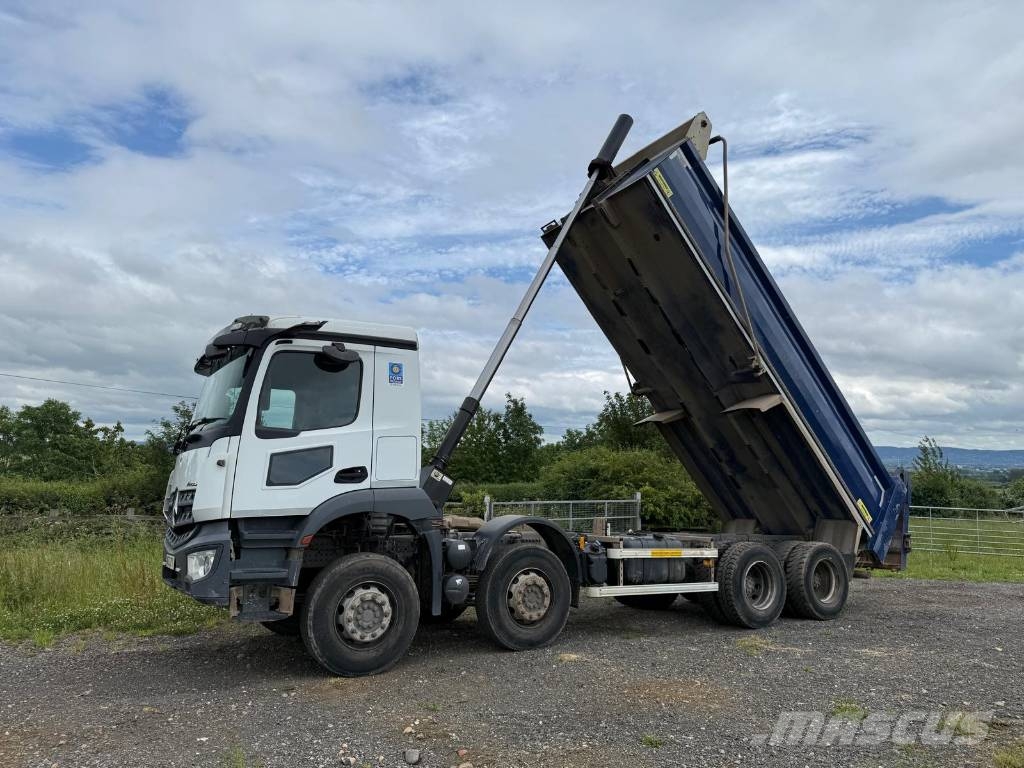 Mercedes-Benz Arocs 963-8-G Tipper Bañeras basculantes usadas