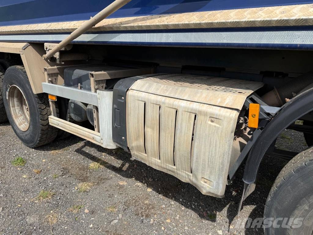 Mercedes-Benz Arocs 963-8-G Tipper Bañeras basculantes usadas