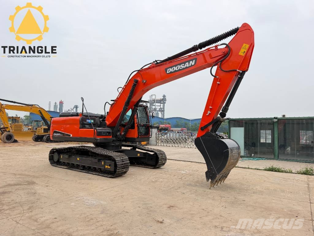 Doosan DX 225 LCA 대형 굴삭기 29톤 이상