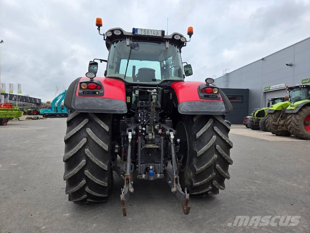 Massey Ferguson 8727 Трактори