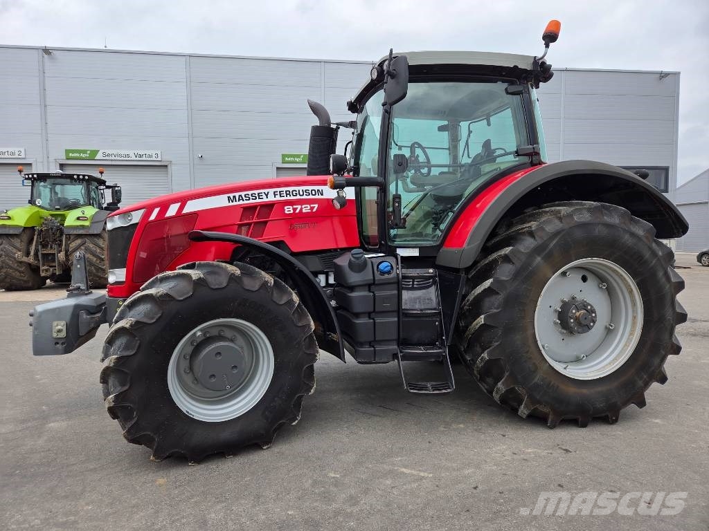 Massey Ferguson 8727 Трактори